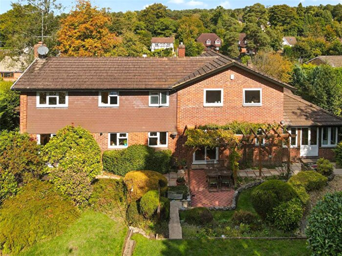 5 Bedroom Detached House For Sale In Linden Road, Headley Down, Hampshire, GU35
