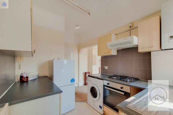 1 Bedroom Flat To Rent In London Road, Thornton Heath, CR7