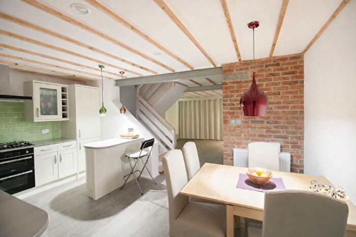 3 Bedroom Semi Detached House To Rent In Gurner Avenue, Salford, M5