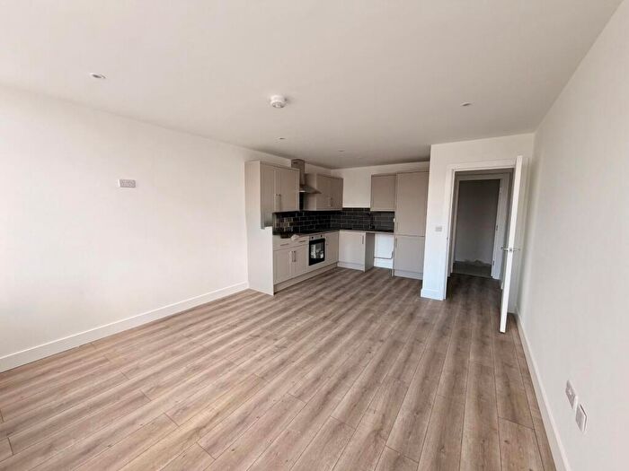 2 Bedroom Flat To Rent In Westgate, Rotherham, South Yorkshire, S60