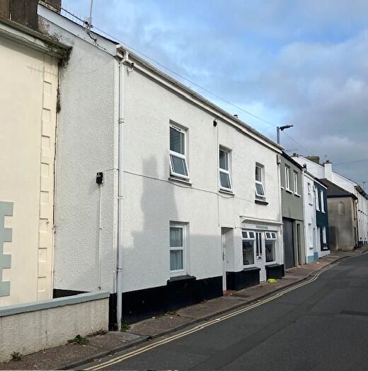 4 Bedroom Terraced House To Rent In Cross Street, Northam, EX39