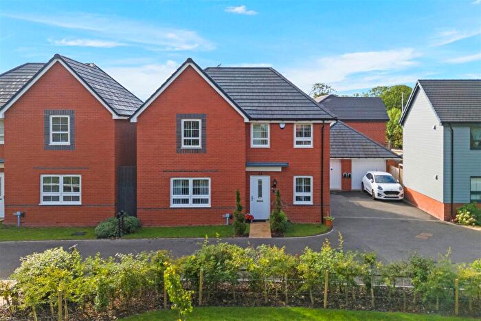 4 Bedroom House For Sale In Horton Drive, CV33