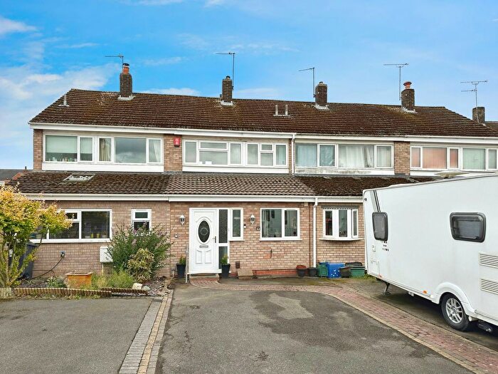 3 Bedroom Terraced House For Sale In Telford Gardens, Merryhill, Wolverhampton, WV3
