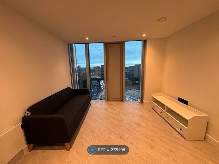 1 Bedroom Flat To Rent In Trinity Way, Manchester, M3