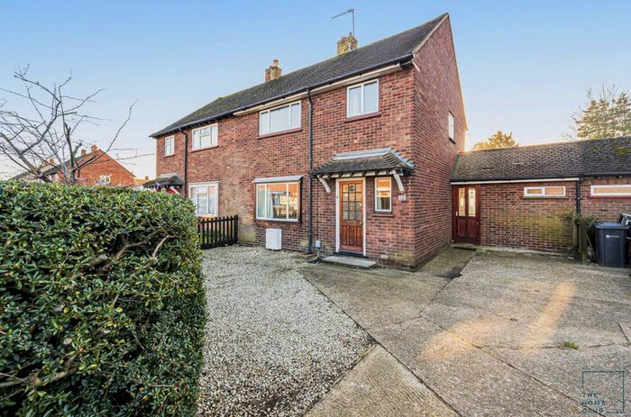 3 Bedroom Semi-Detached House To Rent In Stoughton Road, Guildford, GU1