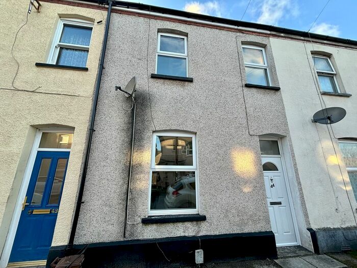 3 Bedroom Terraced House To Rent In Hoskins Street, Newport, NP20