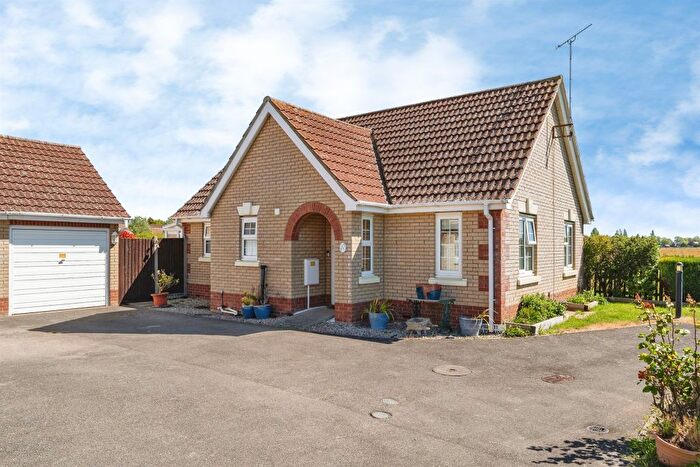 2 Bedroom Detached Bungalow For Sale In West Drive, Friday Bridge, Wisbech, PE14