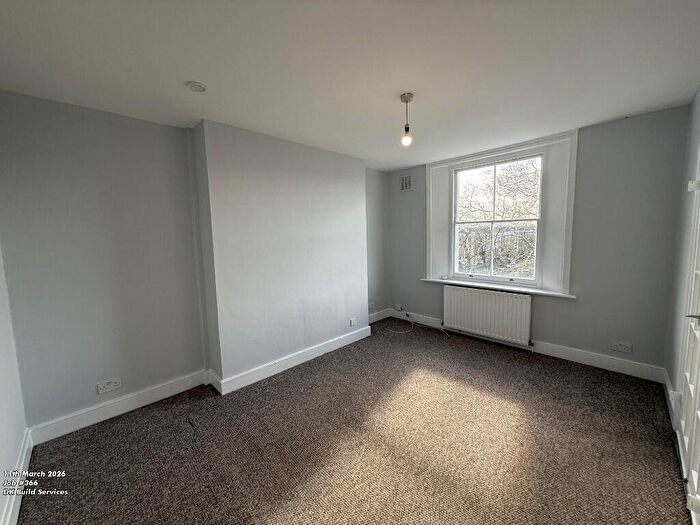 1 Bedroom Flat To Rent In Rochester Road, London, NW1