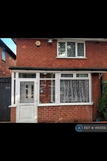2 Bedroom End Of Terrace House To Rent In Birdbrook Road, Birmingham, B44
