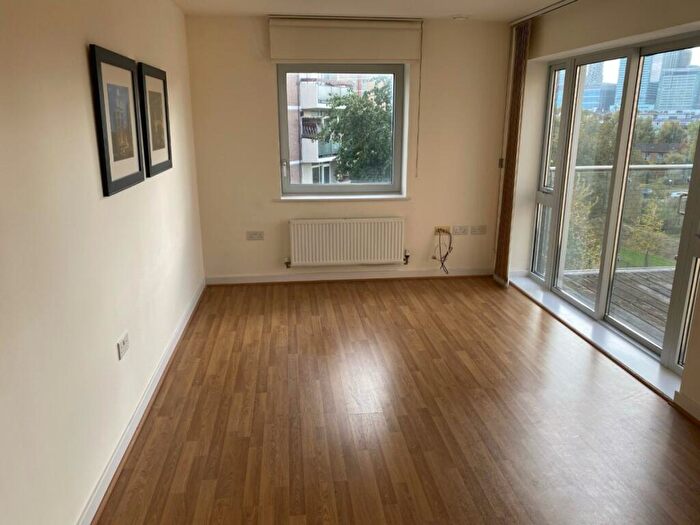 2 Bedroom Apartment To Rent In Epad Apartments, A Broomfield Street, E14