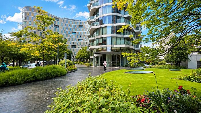 2 Bedroom Apartment To Rent In Charrington Tower, Biscayne Avenue, E14
