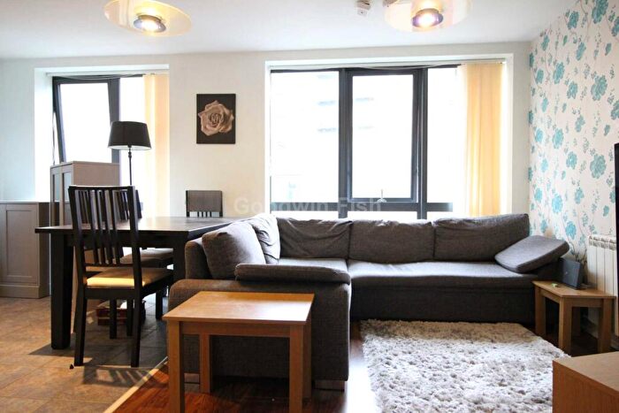 2 Bedroom Apartment To Rent In City Road East, Manchester, M15
