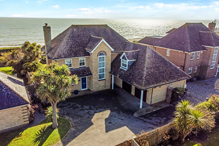 4 Bedroom Detached House For Sale In Marquis Way, Aldwick, PO21