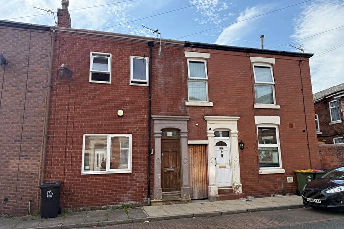 5 Bedroom Terraced House For Sale In Elcho Street, Preston, PR1