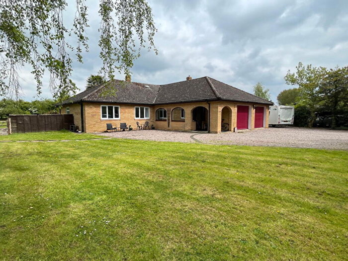 3 Bedroom Detached Bungalow For Sale In Bona Lane, Leverington, Wisbech, PE13