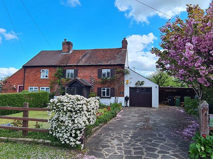 4 Bedroom Semi-detached House For Sale In Little Bookham Street, Little Bookham, Surrey, KT23