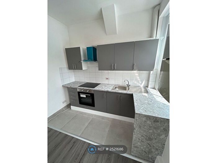 2 Bedroom Flat To Rent In Armagh Road, London, E3