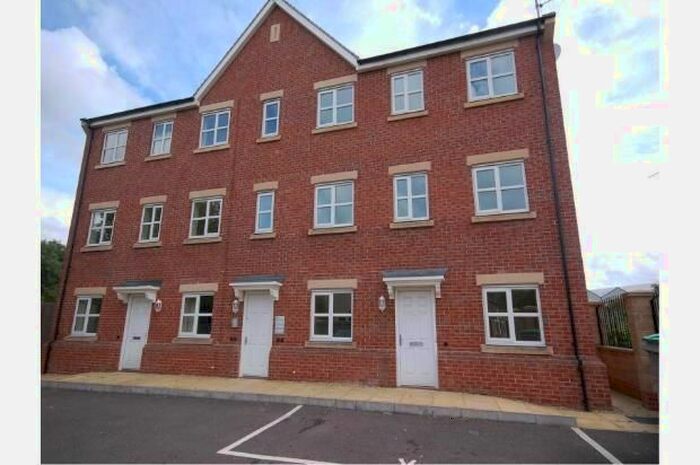 2 Bedroom Flat To Rent In Drage Street, Derby DE1