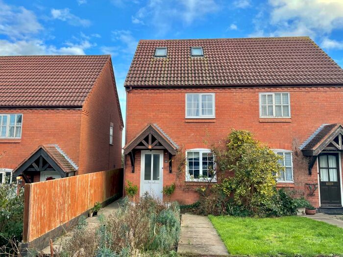 3 Bedroom Semi-Detached House For Sale In Kings Road, Long Clawson, Melton Mowbray, LE14