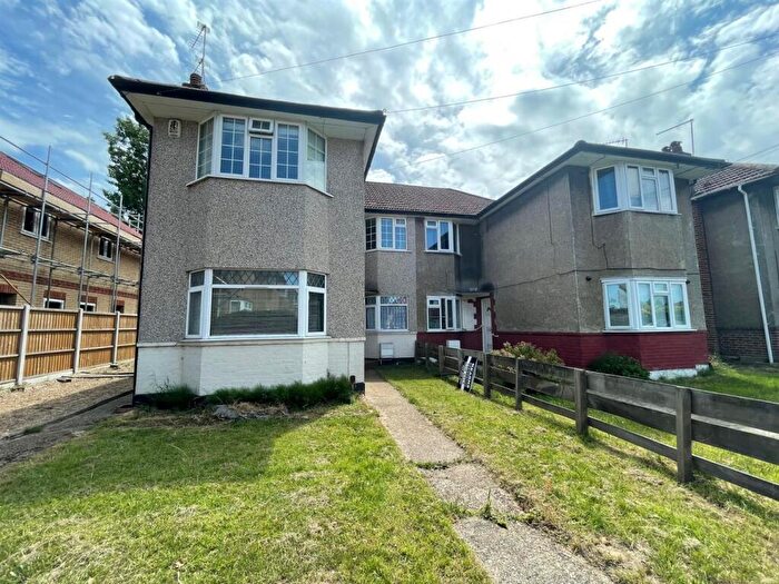 2 Bedroom Maisonette To Rent In Berkeley Close, Ruislip, HA4