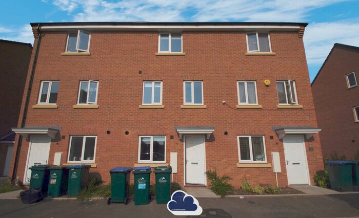 4 Bedroom Terraced House To Rent In Signals Drive, Coventry, CV3