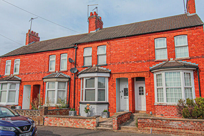 3 Bedroom Terraced House For Sale In Milner Road, Finedon, NN9