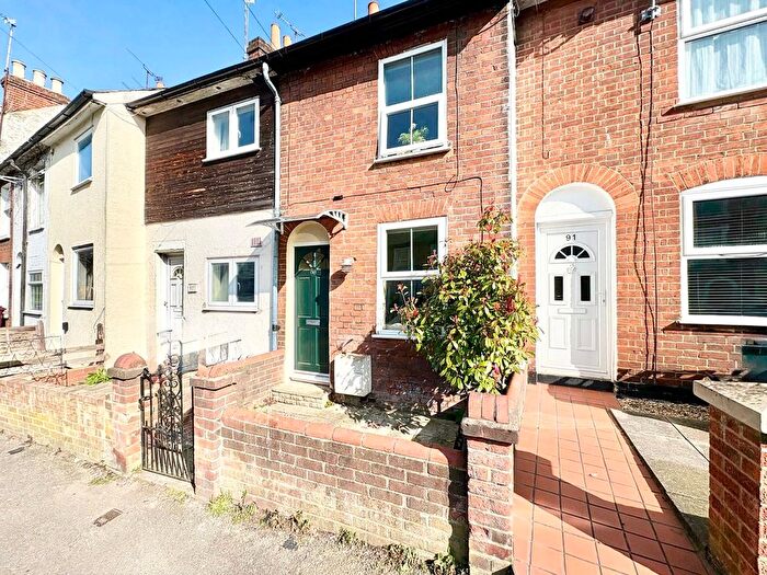 2 Bedroom Terraced House To Rent In Watlington Street, Reading, Berkshire, RG1