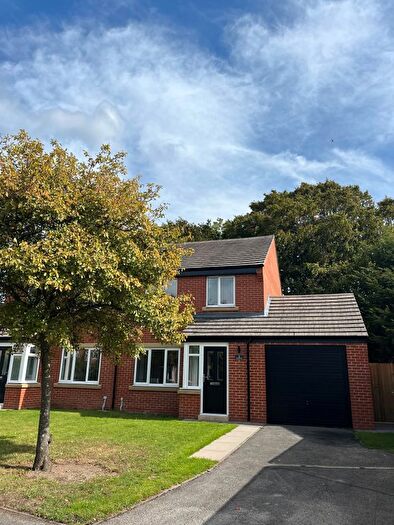 3 Bedroom Property To Rent In White Rose Close, York, YO30