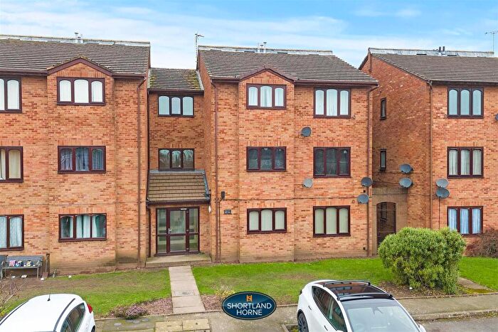 1 Bedroom Flat For Sale In Dawes Close, Westbury Mews, Stoke, Coventry, CV2