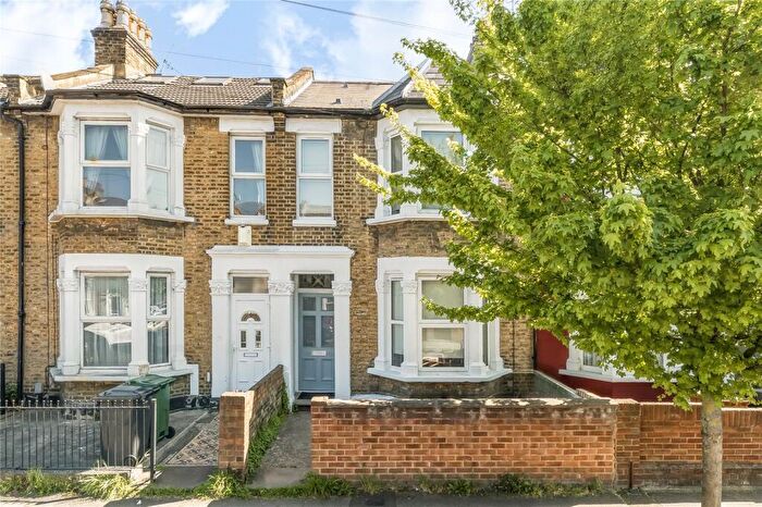 4 Bedroom Terraced House To Rent In Manor Road, London, E10