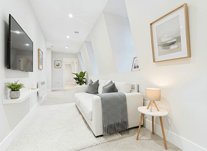 1 Bedroom Flat To Rent In Apartment, Criterion House, George Street, HU1