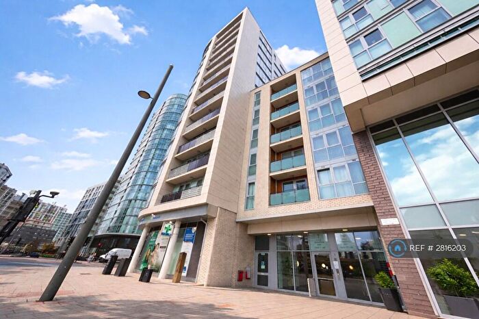 3 Bedroom Flat To Rent In London, London, E15