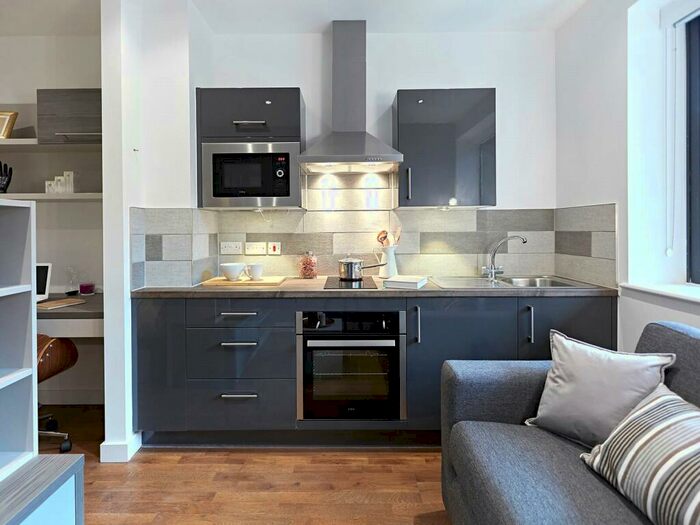 Apartment To Rent In Apt, Havana Residence #, LS2