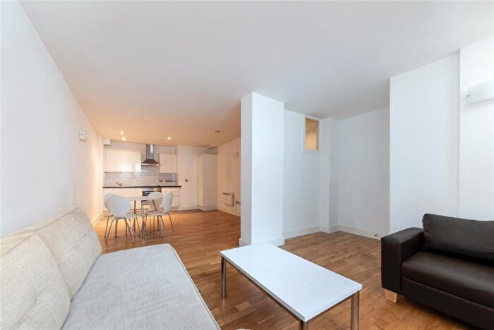 1 Bedroom Apartment To Rent In Artichoke Hill, London, E1W