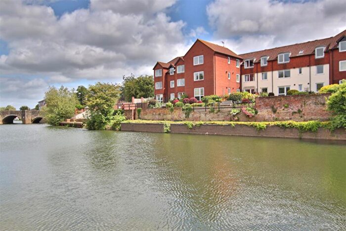 1 Bedroom Sheltered Housing For Sale In High Street, Tewkesbury, GL20