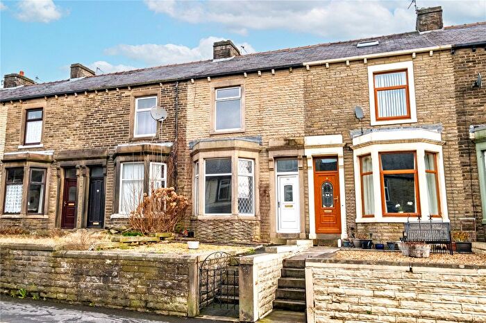 3 Bedroom Terraced House For Sale In Gisburn Road, Barnoldswick, Lancashire, BB18