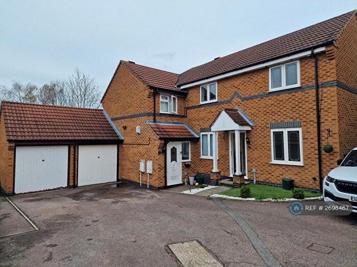3 Bedroom Semi-Detached House To Rent In Caravel Close, Grays, RM16