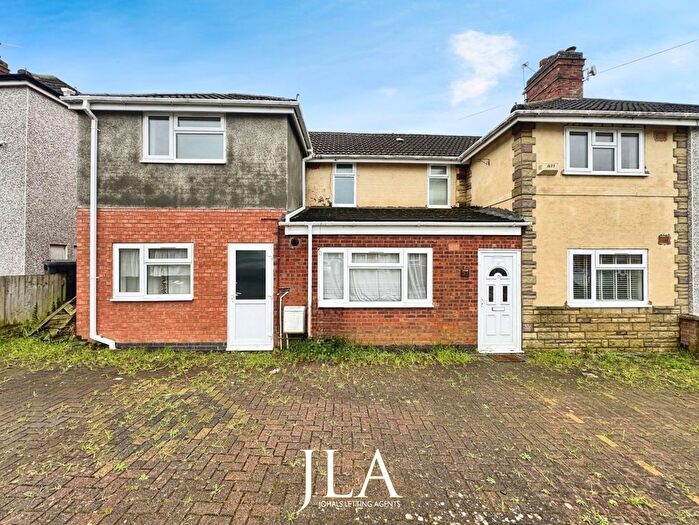 7 Bedroom Semi-Detached House To Rent In The Wayne Way, Leicester, LE5