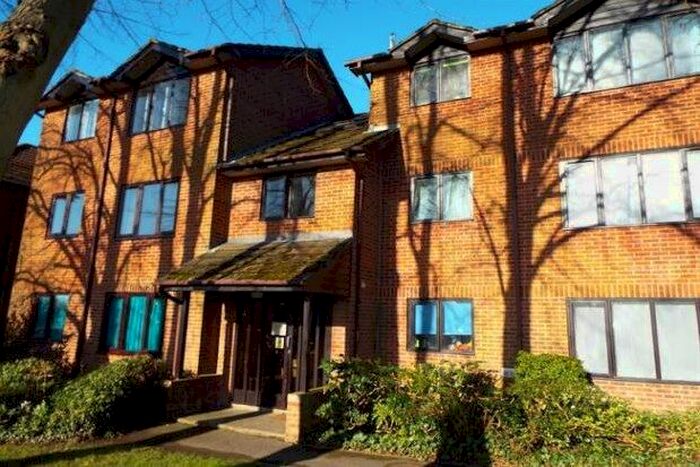 Studio To Rent In Winchester Road, Southampton, SO16