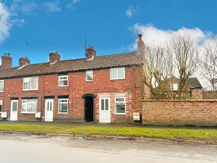 2 Bedroom End Of Terrace House To Rent In Main Street, Hutton Cranswick, YO25