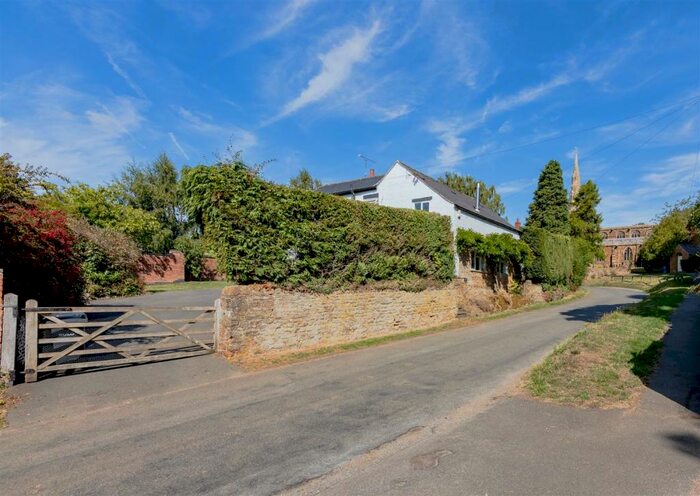 4 Bedroom Detached House For Sale In Main Street, Tilton On The Hill, Leicestershire, LE7