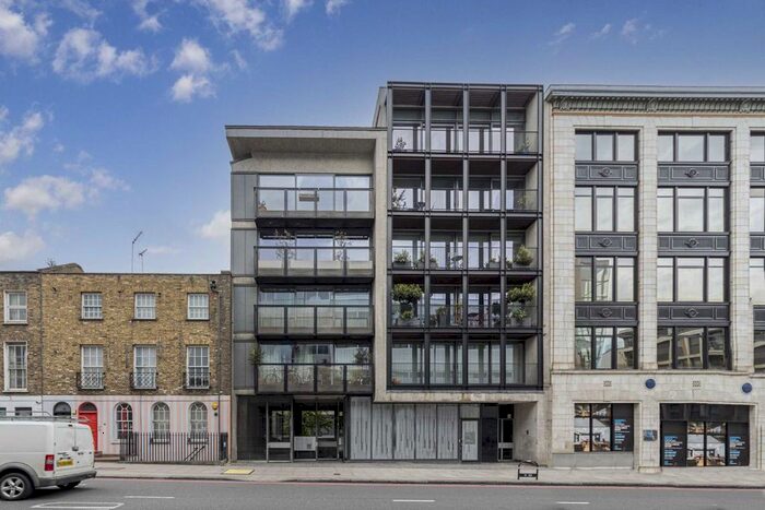 2 Bedroom Flat To Rent In Goswell Road, London, EC1V