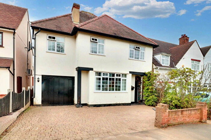 5 Bedroom Detached House For Sale In Redden Court Road, Romford, RM3