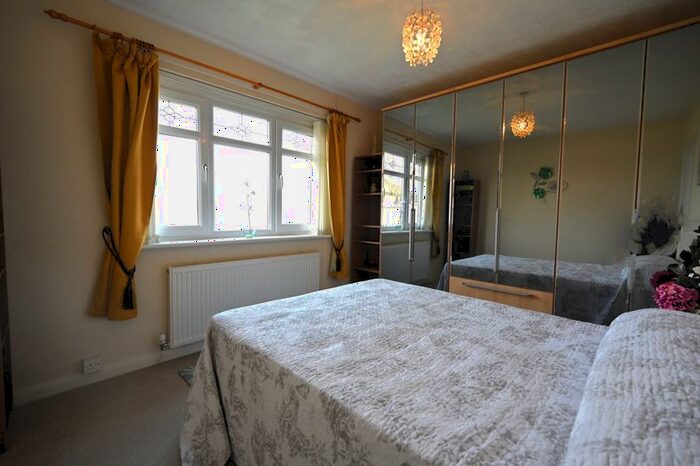 3 Bedroom Detached Bungalow For Sale In Ham Lane, Paulton, Bristol, BS39