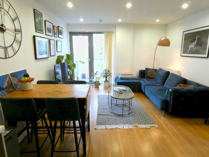 1 Bedroom Flat To Rent In Hodgeson House, Christian Street, London, E1