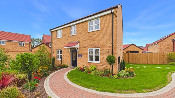 4 Bedroom Detached House For Sale In Beaufort Gardens, Market Deeping, PE6