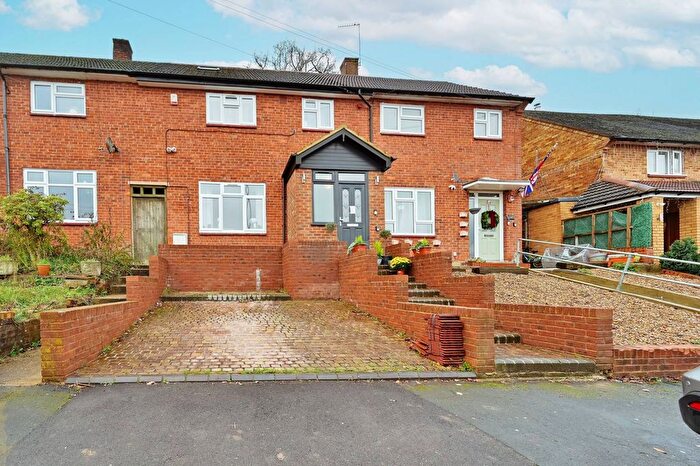 4 Bedroom Terraced House For Sale In Prestwick Road, Bushey, South Oxhey, WD19