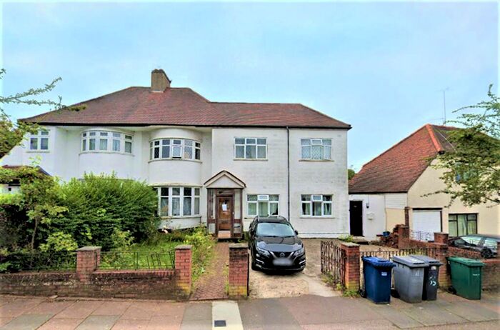 4 Bedroom Semi Detached House To Rent In Endersleigh Gardens, Hendon, NW4