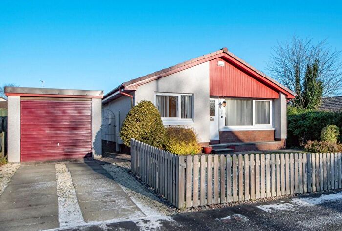 3 Bedroom Detached Bungalow For Sale In Highland Crescent, Crieff, Perthshire, PH7