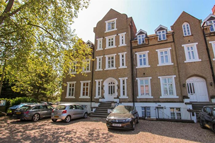 1 Bedroom Flat To Rent In Upton Park, Slough, SL1